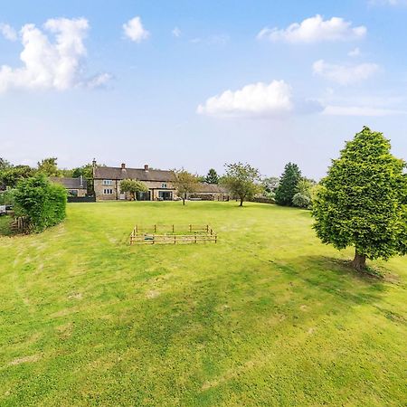 Villa Brand New Listing Wellcroft Farm Stanton Exterior foto